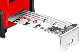 Рулетка ЗУБР "МАСТЕР", обрезиненный корпус, на карточке, 5 м / 25 мм